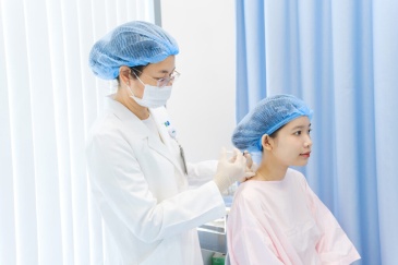 Thuỷ châm là gì? Công cụ của phương pháp thuỷ châm trong mất ngủ